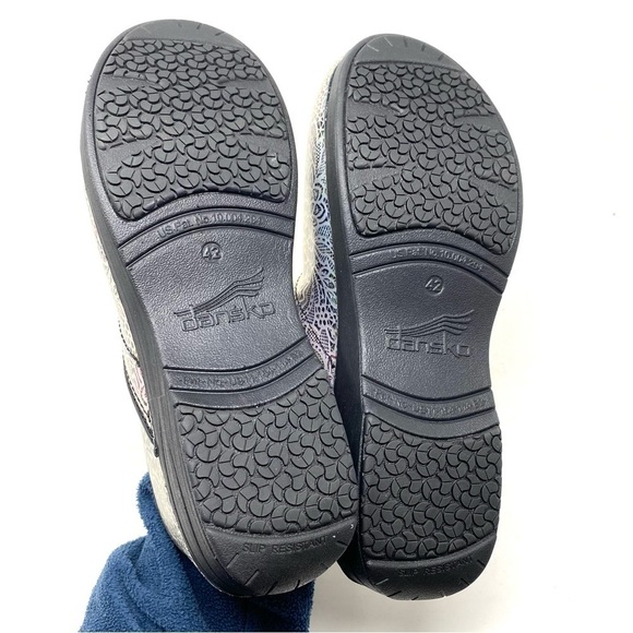 Dansko XP 2.0 Professional Nurse Clogs – Lacy Leather - Picture 6 of 7
